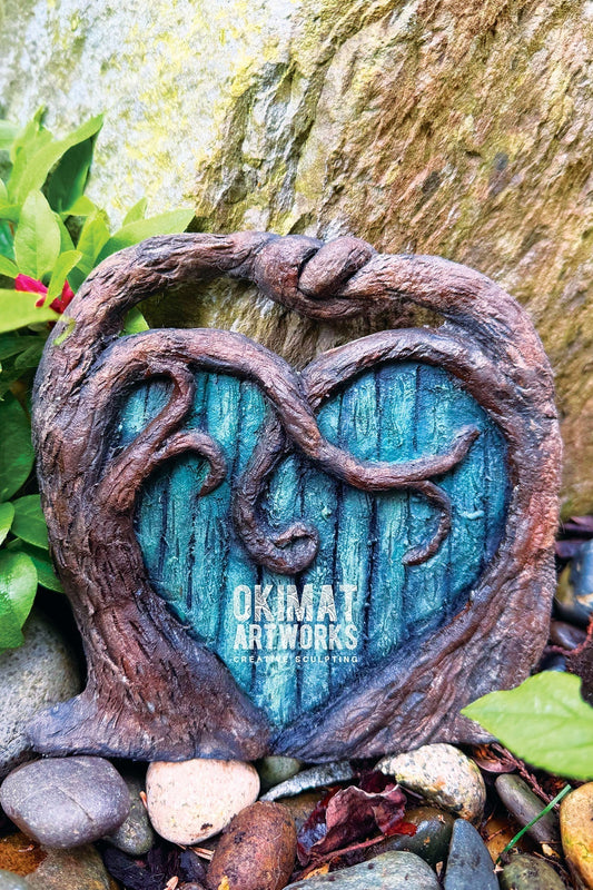 Fairy door heart garden sculpture made with Pal Tiya Premium cement clay